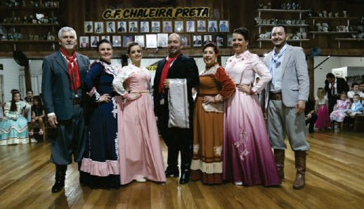 Integrantes do GF Chaleira Preta
